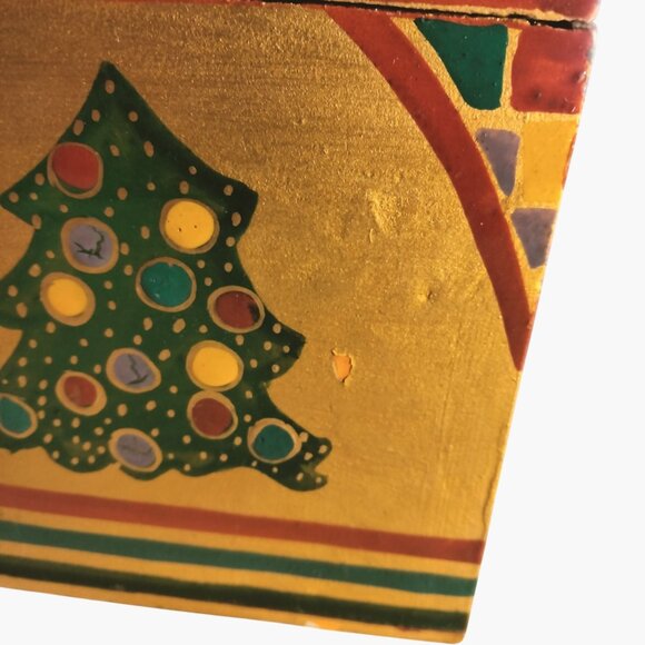 Hand Painted Wooden Christmas Tree Design Decorative Storage Box Gold Green - Picture 10 of 10